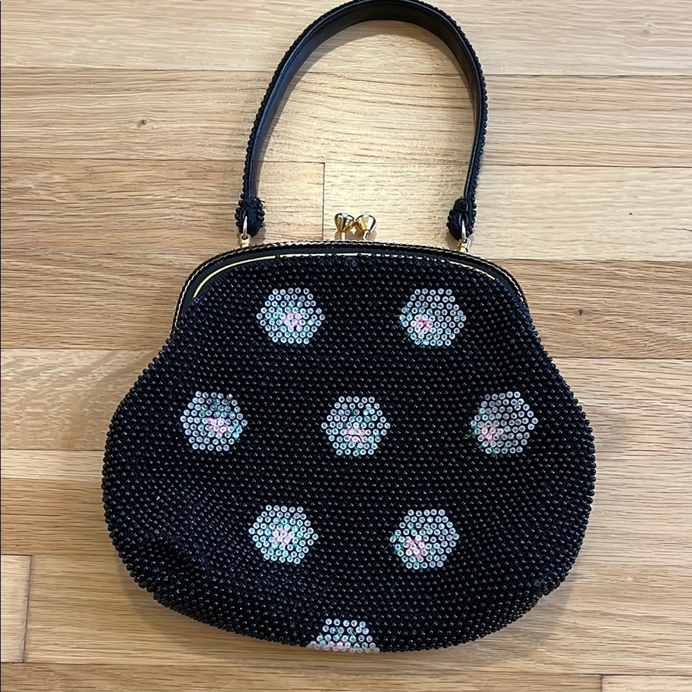 Vintage Laura made in the USA black white floral beaded handbag